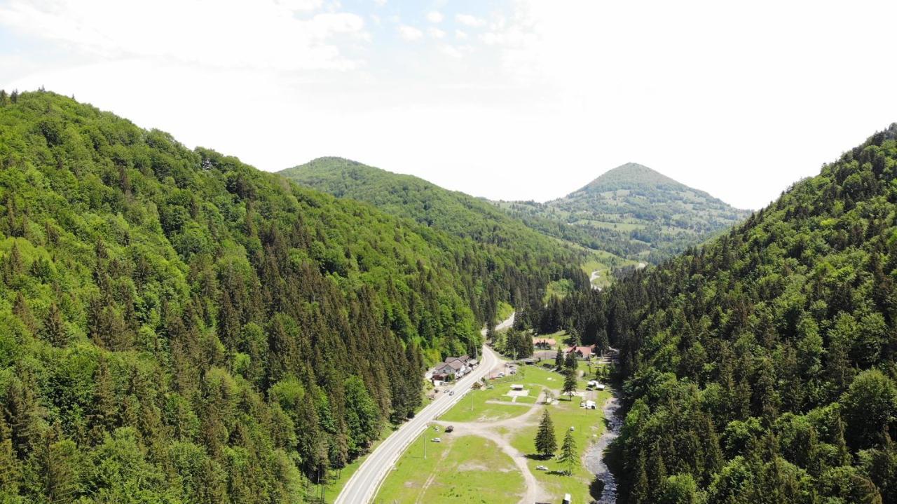 Pensiunea Bradului Colibiţa Exteriér fotografie